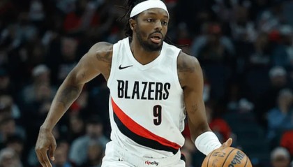 格兰特：乐福&amp;amp;罗威打得很好，我就是很顺其自然地融入了比赛