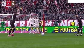 【德甲】凯恩破门萨内双响 拜仁慕尼黑3比2圣保利