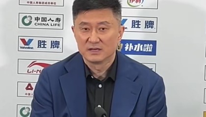 开云APP-广东被淘汰采访！杜锋亲承没遗憾点11冠，再提年轻球员，奎因不甘